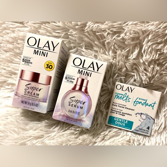 OLAY Other - Olay - Super Glow Essentials